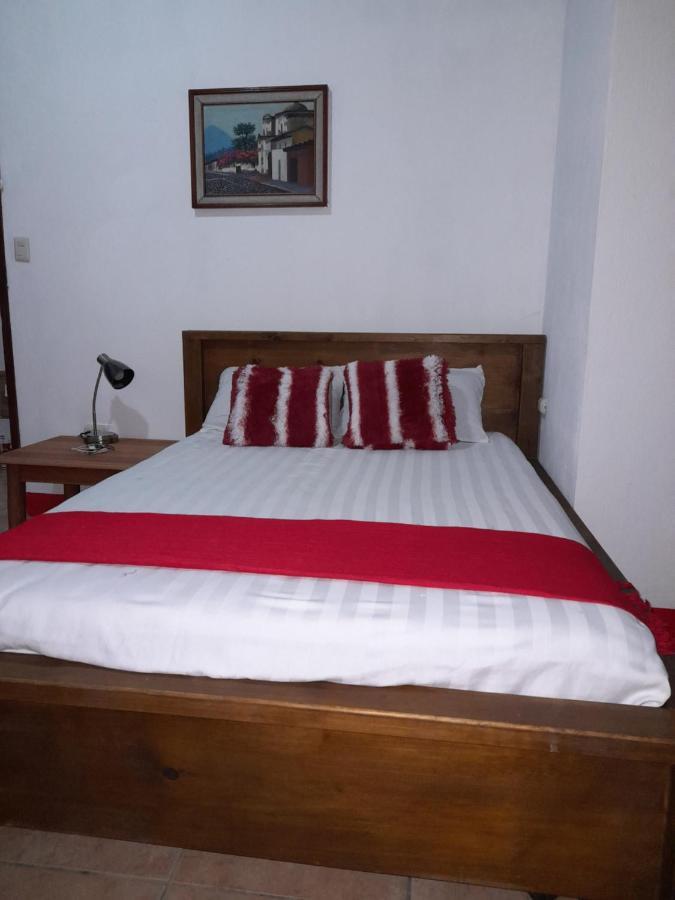 Hostal Blood Moon Рио Дулсе Екстериор снимка
